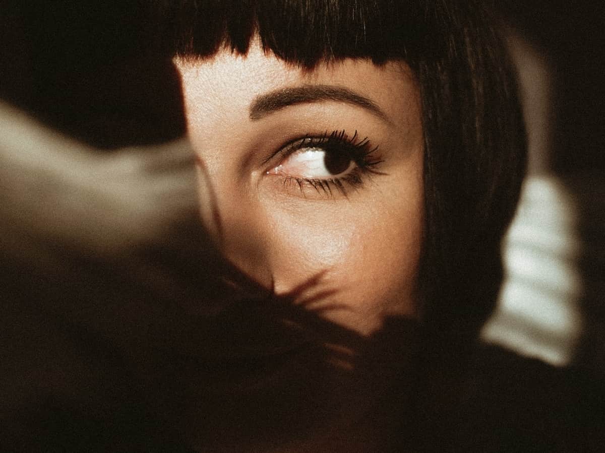 Tratamiento cejas Ourense Foto Pexels