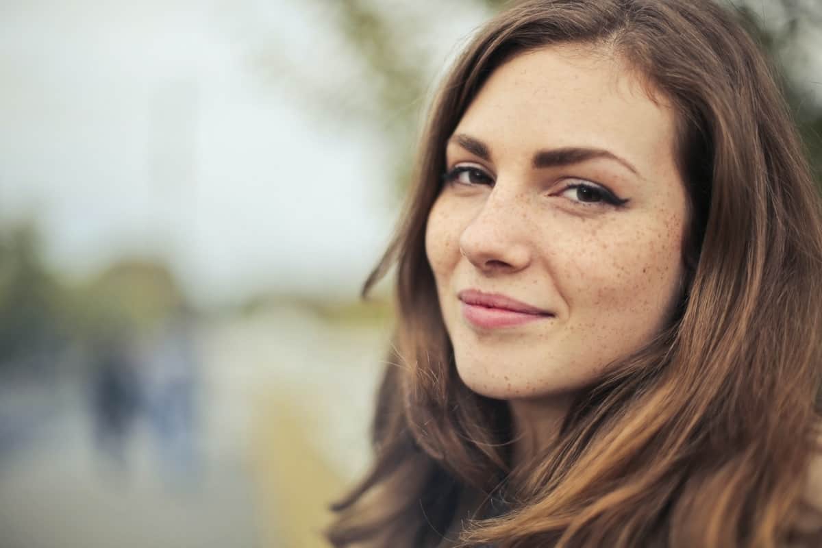 Tratamiento de cejas Ourense Foto: Pexels